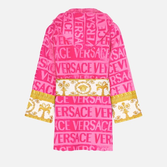 Versace Robe (short version) - Picture 2 of 10